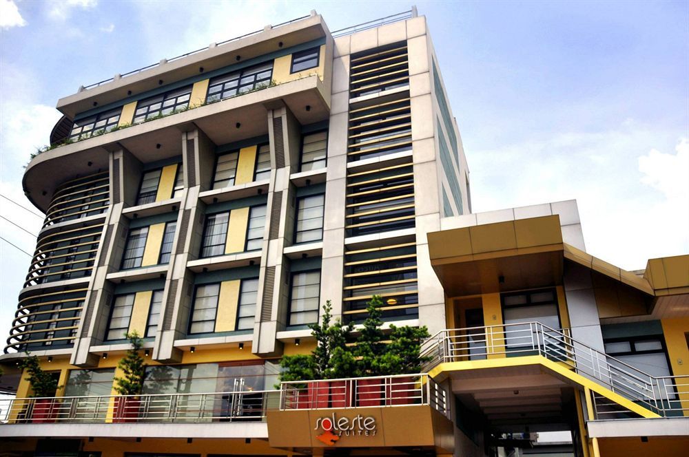 Soleste Suites Quezon City Exterior foto