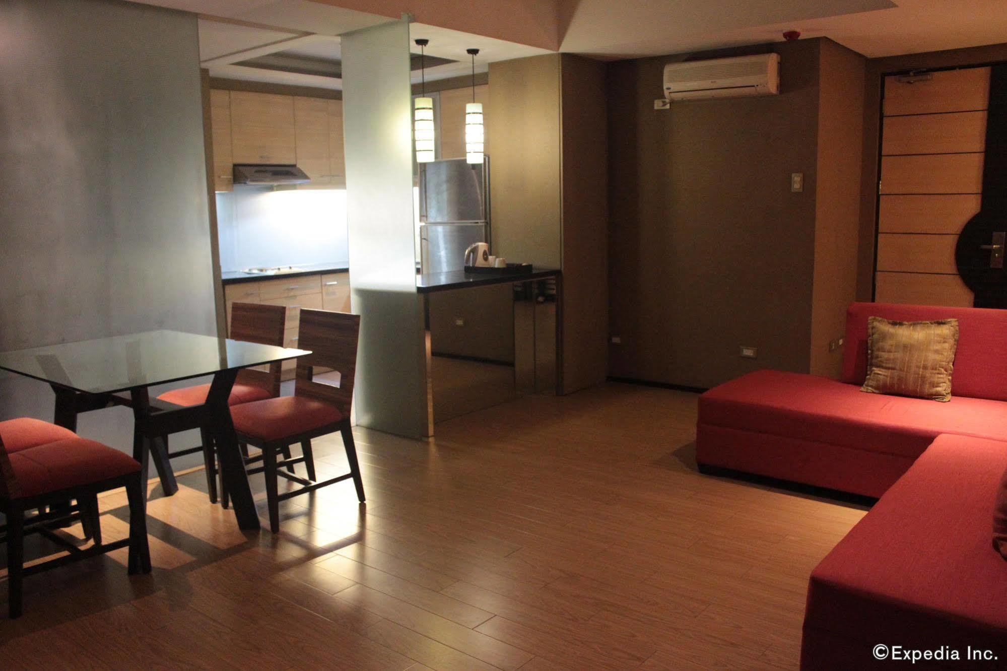 Soleste Suites Quezon City Exterior foto