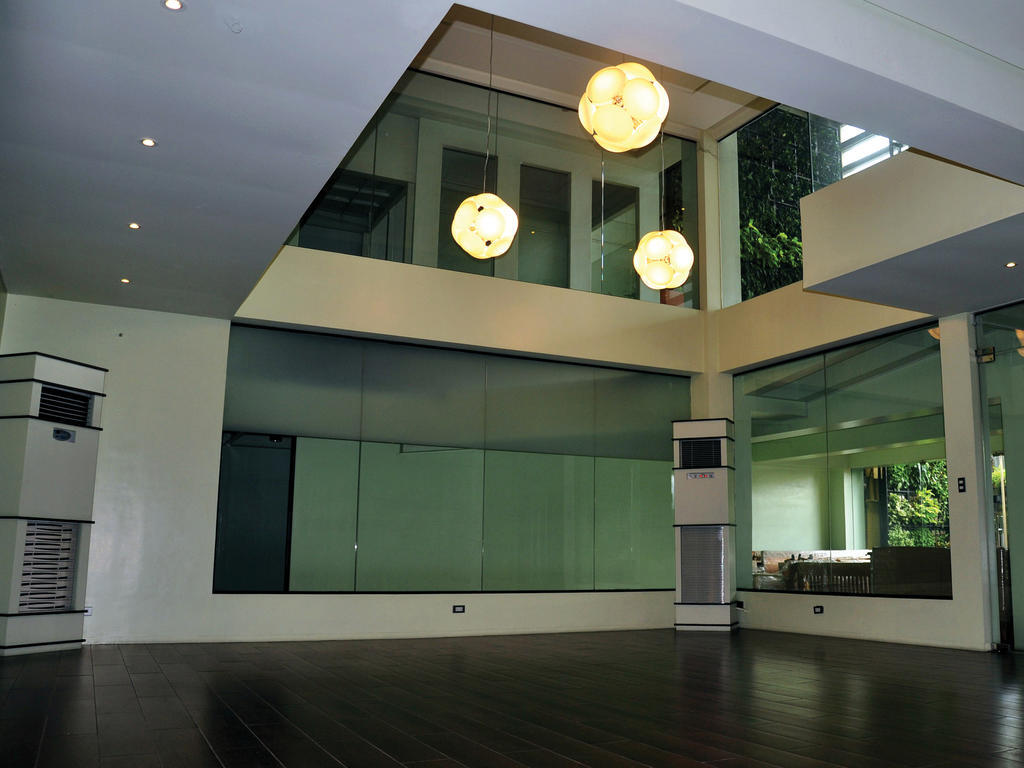Soleste Suites Quezon City Exterior foto